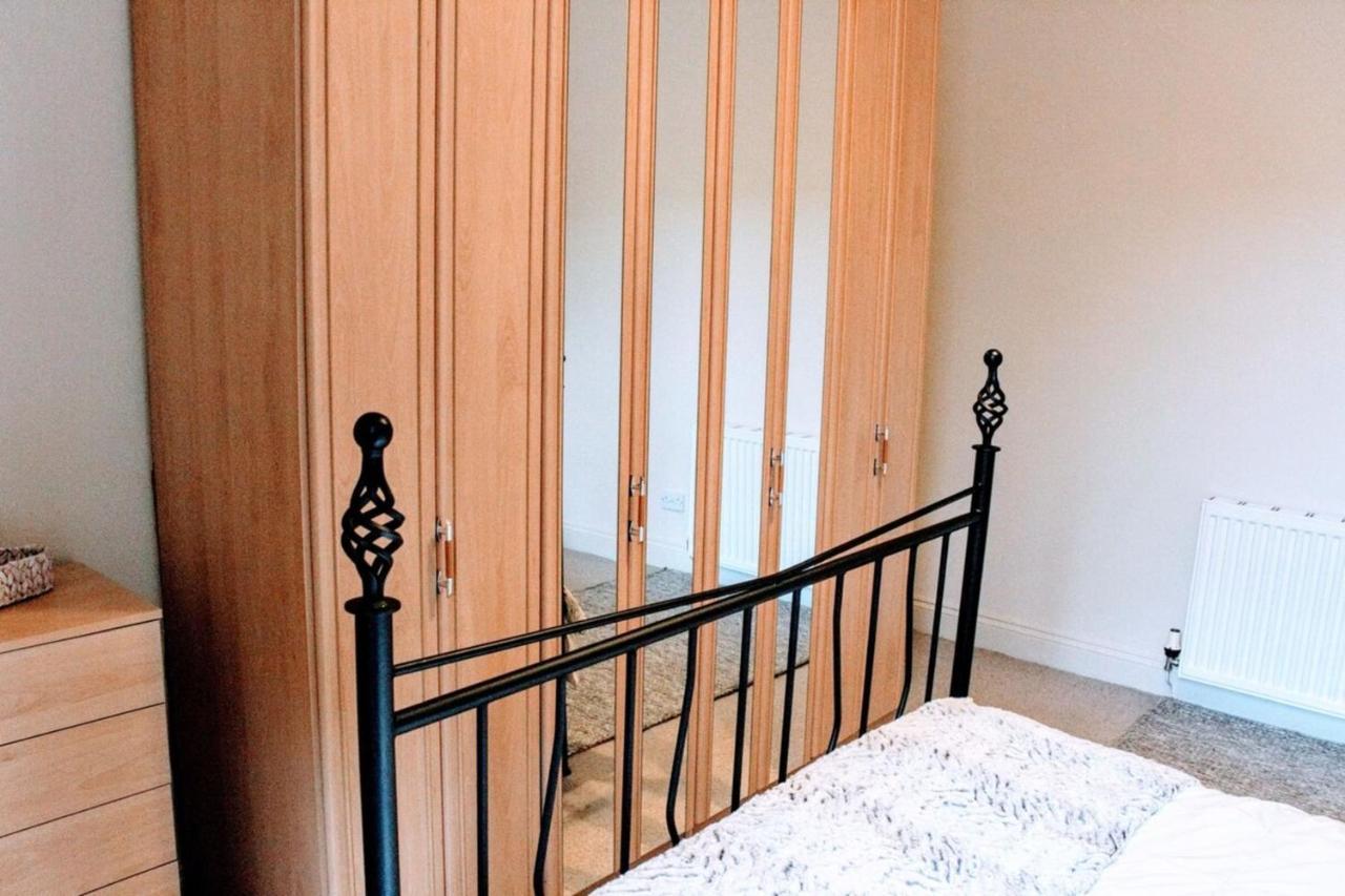 Cosy And Modern Apartment In Central Edinburgh Bagian luar foto