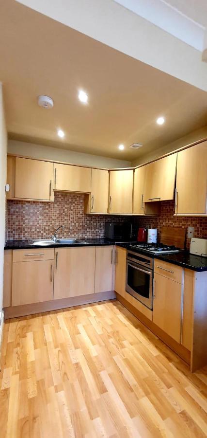 Cosy And Modern Apartment In Central Edinburgh Bagian luar foto